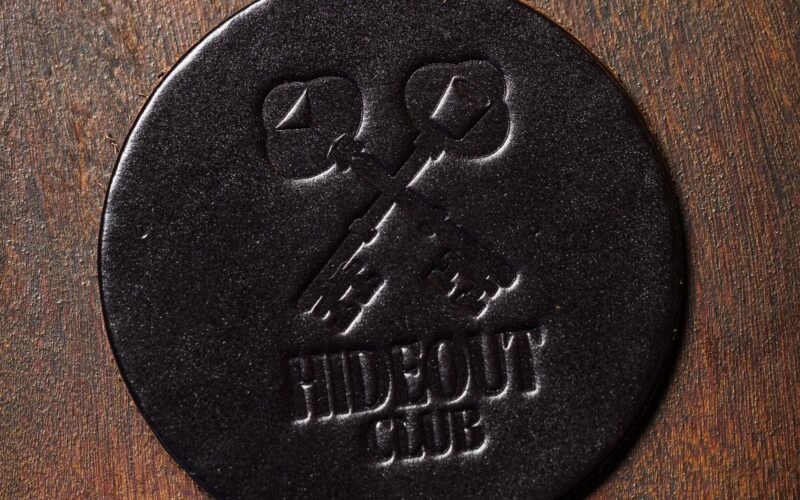 Kit 2 Porta-copos Clube Hideout x Fortuna - Couro