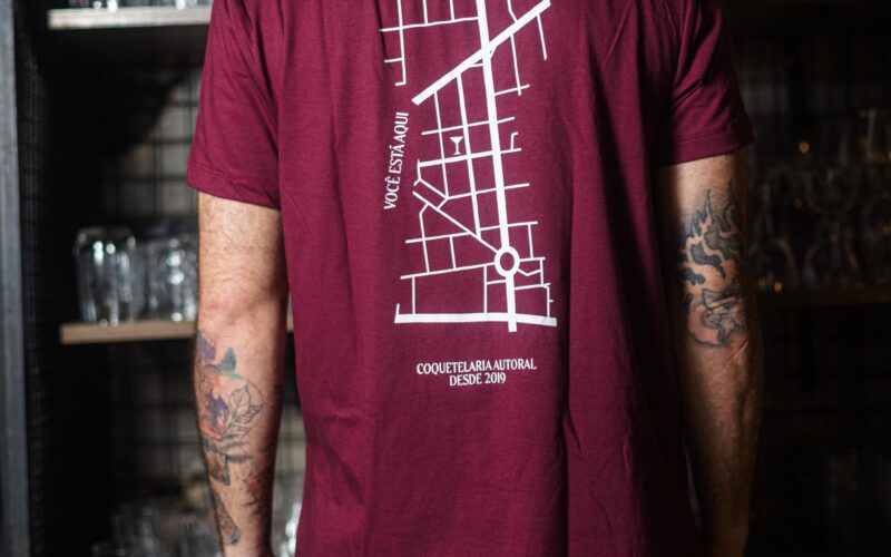 Camiseta Hideout Ano 7 - Fechadura